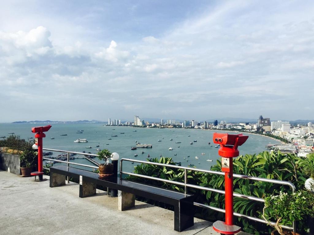 Bedtime Pattaya Exterior foto
